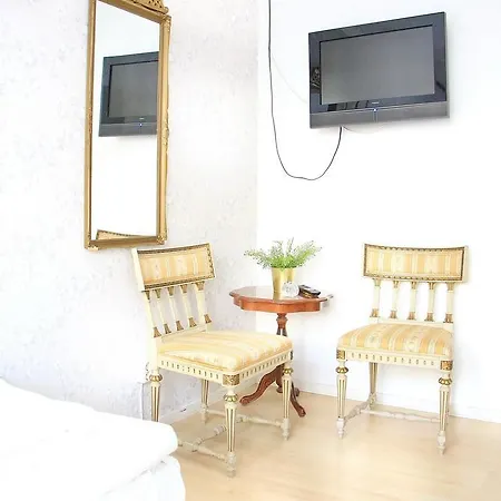 Rut & Ragnars Hostel